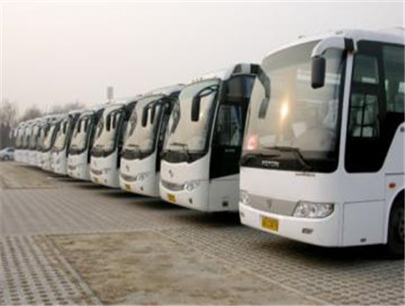 鄭州大巴車租賃公司淺談冬天的汽車為什么比較吃油
